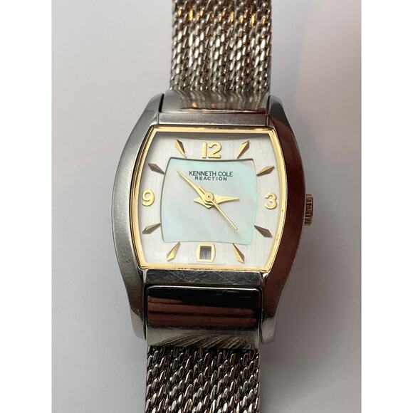 Kenneth Cole Reaction Womens Watch 25mm - New Battery -Date- WR - KC4578-U54-06 - Picture 5 of 10